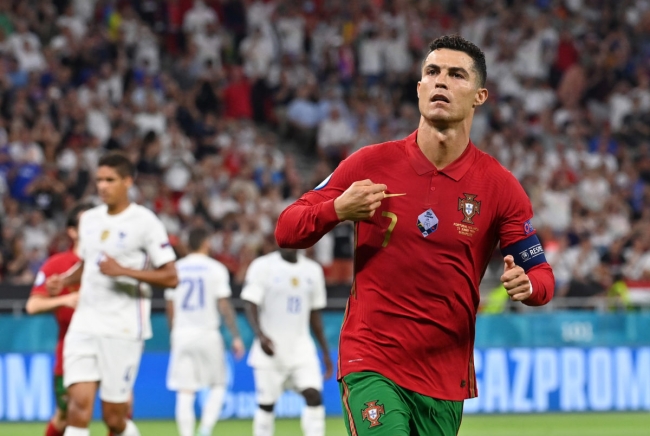 مدرب البرتغال يعلن غياب رونالدو عن مباراة نيجيريا.