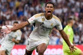 بيلينجهام يتوج بجائزة أفضل لاعب في ريال مدريد