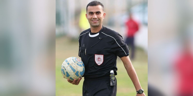 الرابطة المحترفة الاولى - نضال اللطيف حكما لمباراة النجم الساحلي والنادي الافريقي