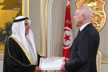 رئيس الجمهورية يتلقى دعوة للمشاركة في القمة العربية يوم 16 ماي بالمنامة