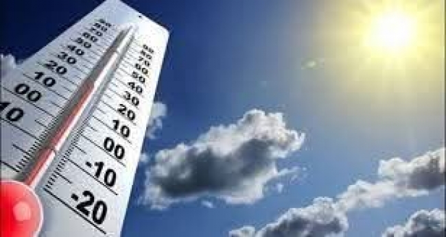 طقس اليوم : ظهور سحب مع أمطار متفرقة ببعض الجهات