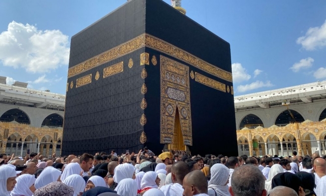 مدير الحج والعمرة بوزارة الشؤون الدينية: التنسيق متواصل لتأمين أفضل الظروف للحجيج وأول رحلة إلى البقاع المقدسة يوم 18 ماي