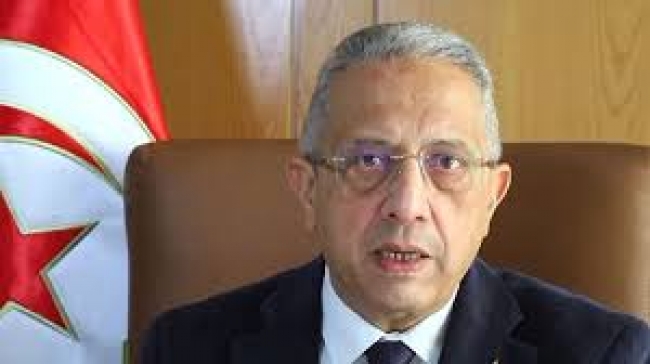 وزير الصحة: نعمل على تدعيم المستشفيات الجهوية والمحلية بالتجهيزات الطبية اللازمة