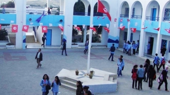 وزير التربية يدعو المندوبين الجهويين إلى انجاح العودة المدرسية وتوفير فضاء تربوي لائـق ونظيف