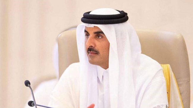 أمير قطر يتهم إسرائيل بمحاولة تعطيل مفاوضات التهدئة عبر استهداف الدوحة
