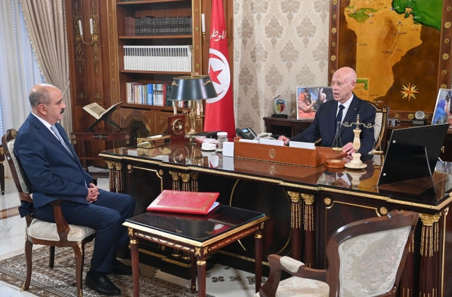 رئيس الجمهوريّة يؤكد على ضرورة مضاعفة الجهود من أجل عودة التونسيّين الذين احتجزتهم قوات الكيان الصهيوني في أسرع الآجال