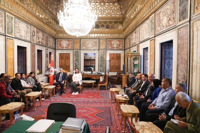 ممثلو خريجي الجامعات ممن طالت بطالتهم يطالبون برصد اعتمادات لانتداب الدفعة الأولى من هذه الفئة