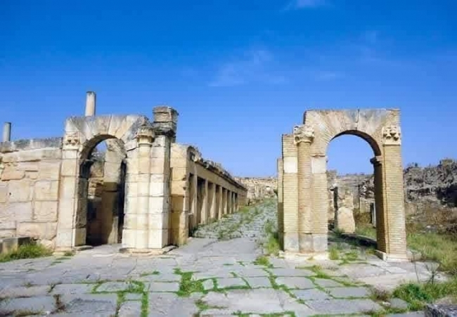 طقس اليوم: سحب عابرة بأغلب المناطق والحرارة بين 18 و28 درجة