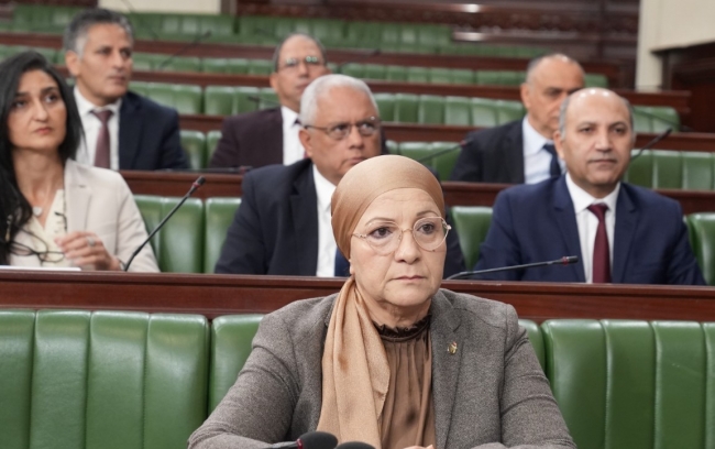 وزيرة العدل تنفي دخول أي سجين في إضراب جوع وحشي